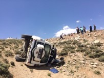 KÖY KORUCUSU - Bitlis UMKE Aracı Kaza Yaptı Açıklaması 2 Yaralı