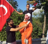 Fetullah Gülen'in Boynuna Urgan Geçirdiler