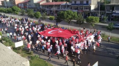 Güroymak'ta '15 Temmuz Milli Birlik Yürüyüşü Yapıldı'