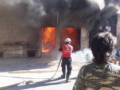 İdlib'te Fırında Çıkan Yangını İHH Ekipleri Söndürdü