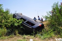 SARISU DERESİ - Tur Minibüsü Şarampole Uçtu Açıklaması 9 Yaralı