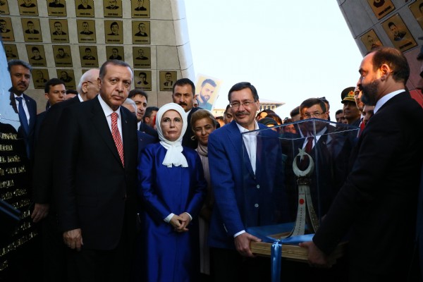 15 Temmuz Şehitler Anıtı'nın açılışı yapıldı