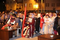 ANMA TÖRENİ - Akdağmadeni'de Vatandaşlar 15 Temmuz Nöbeti İçin Meydanlara İndi