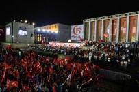 Binlerce Vatandaş Erdoğan'ın Meclis'e Gelişini Bekliyor