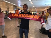 Galatasaray'ın yeni transferi Mariano, İstanbul'da