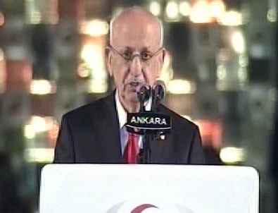 İsmail Kahraman'dan FETÖ'ye: Rus hastası şizofren