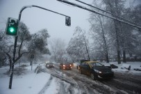 SPOR MÜSABAKASI - Şili'de Kar Yağdı, 1 Kişi Hayatını Kaybetti