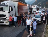 BOLU DAĞı - TEM'de trafik durdu! Böyle beklediler