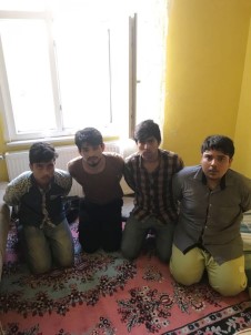 Arnavutköy'de, Pakistanlıları Kaçırıp Fidye İsteyen Afgan Uyruklu Çete Çökertildi