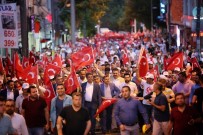 AHMET ŞAFAK - Onbinler, Şeref Meydanı'nda Demokrasiye Sahip Çıktı