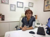 BALIK TUTMA - Yaz Tatilinde Çocukları Bekleyen Tehlike Açıklaması Ekranın Cazibesi