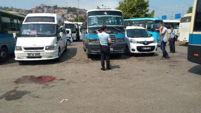 Zonguldak'ta Dolmuşçular Birbirine Girdi Açıklaması 3 Yaralı