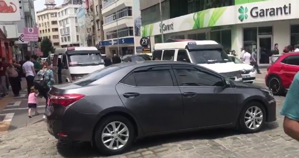 Vekille kaymakam tartışmasını vatandaş bitirdi!