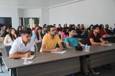 KTO'nun Dış Ticaret Eğitim Programı Başladı