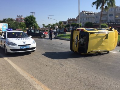 Manavgat'ta Trafik Kazası Açıklaması 9 Yaralı