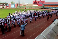 Vali Elban'dan Sporculara 15 Temmmuz Hediyesi