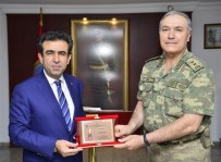 DİYARBAKIR VALİSİ - Vali Güzeloğlu, Tümgeneral Çitil'den Brifing Aldı