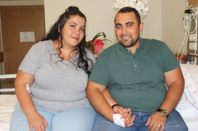 130'Ar Kiloluk Çift, Fazla Kilolarından Tüp Mide Ameliyatı İle Kurtuluyor