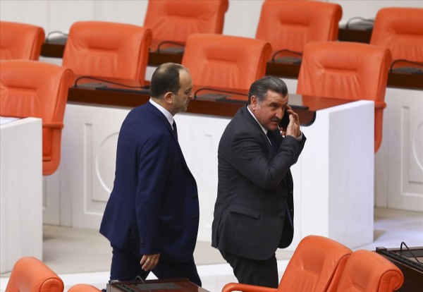 Yeni Gençlik ve Spor Bakanı'nın ilk açıklaması