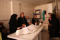 GASSAL - Bitlis'te İlk Kez Kadınlara Yönelik Gassal Kursu Açıldı