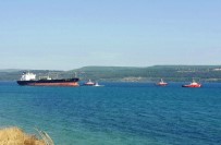 KIYI EMNİYETİ - Çanakkale Boğazı'nda Karaya Oturan Tanker Kurtarıldı