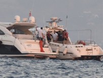 ÇAĞATAY ULUSOY - Kıvanç Tatlıtuğ ve Çağatay Ulusoy'un teknesine baskın yapıldı!