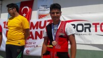 Yeşil-Beyazlı Sporcu Bursa'dan Madalyayla Döndü