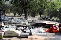 DAVUTLAR - Yurt Dışına Kaçırmak İçin Para Aldıkları Göçmenleri Bot İmalatında Çalıştırdılar