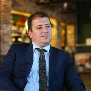 Başkan Kamil Saraçoğlu'nun Makam Şoförü Metin Erim Vefat Etti