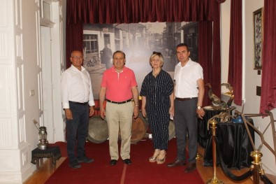 Efeler Belediye Başkan Yardımcısı Ünal'dan Söke Kent Müzesine Ziyaret