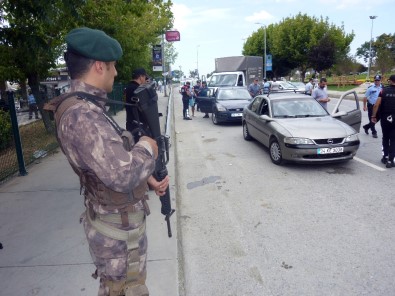 Polis, Anadolu Yakası'nı Ablukaya Aldı