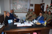 FARUK ERDEM - Vali Toraman 7 Askerin Şehit Düştüğü Şehitlik Anıtını Ziyaret Etti