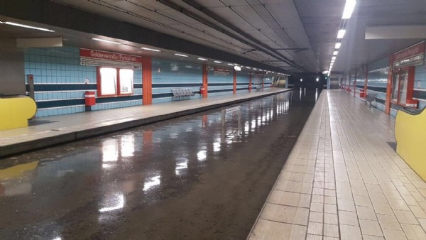 Köln sular altında