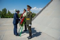SOYKıRıM - BAE Dışişleri Bakanı Ermenistan'da sözde soykırımı andı