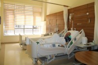 BAKIM MERKEZİ - Palyatif Bakım Servisi Yaraları Sarmaya Devam Ediyor