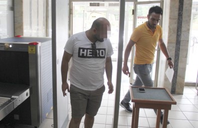 Samsun'da 'Hero' Yazılı Tişört Giyen 2 Kişi Gözaltına Alındı