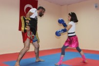 FETHİ SEKİN - Siverek'te Muay Thai Şampiyonları Yetişiyor