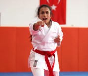 SKOLYOZ HASTASI - Türkiye'nin Madalya Umudu Sena'nın Azmi Sınır Tanımıyor