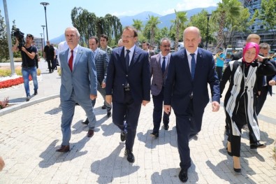 Başbakan Yardımcısı Çavuşoğlu'dan Büyükşehir'e Ziyaret