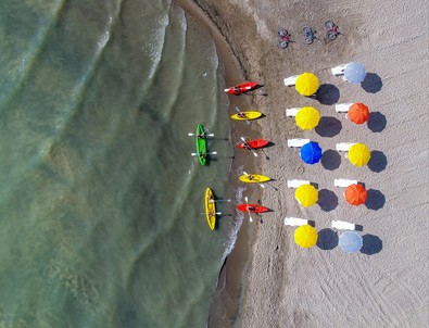 Van Gölü kıyısında halk plajı açıldı