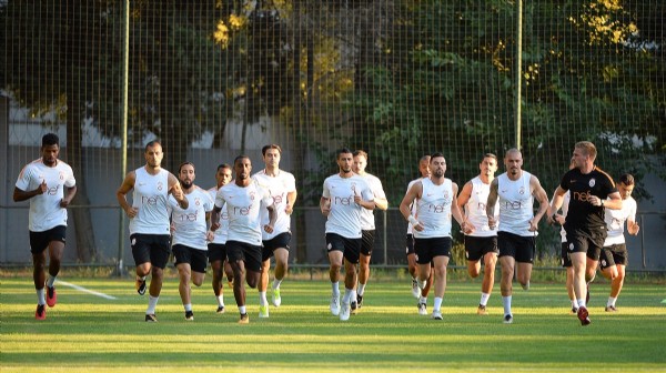 Galatasaray'da yaprak dökümü