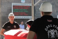 YAŞAR KARAYEL - Hasan Basri Üstünbaş Son Yolculuğuna Uğurlandı