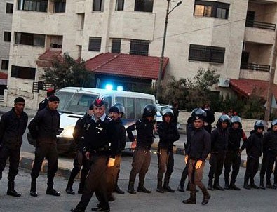 İsrail Büyükelçiliği'ne silahlı saldırı