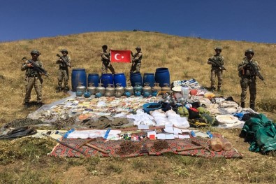 PKK'nın 2 Odalı Sığınağı İmha Edildi