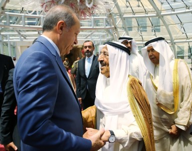 Cumhurbaşkanı Erdoğan, Katar'a Uğurlandı