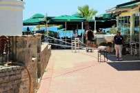 ORTAKENT YAHŞI - Depremde Hasar Gören Minareler Tehlike Oluşturuyor