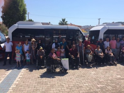 Manisa Büyükşehir'den Engellilere Ulaşım Desteği