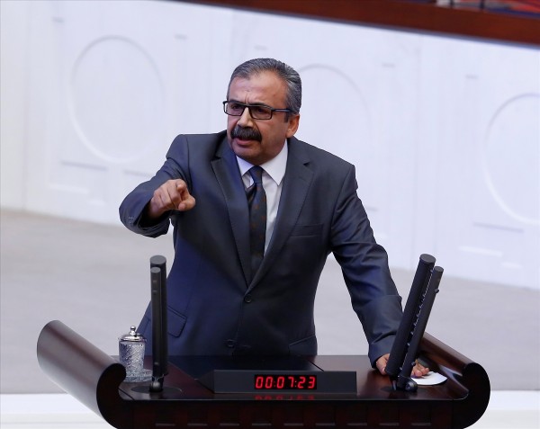 Sırrı Süreyya Önder ile CHP'li Erol'dan PKK atışması