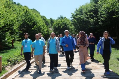Başbakan Yardımcısı Fikri Işık Diriliş Kampı'nda