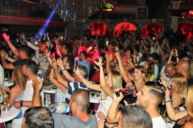 Bodrum'da Eğlence Kaldığı Yerden Devam Ediyor